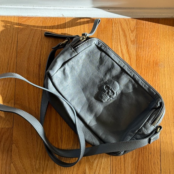 Made in Italy Genuine Leather gray crossbody bag with skull - Picture 2 of 15